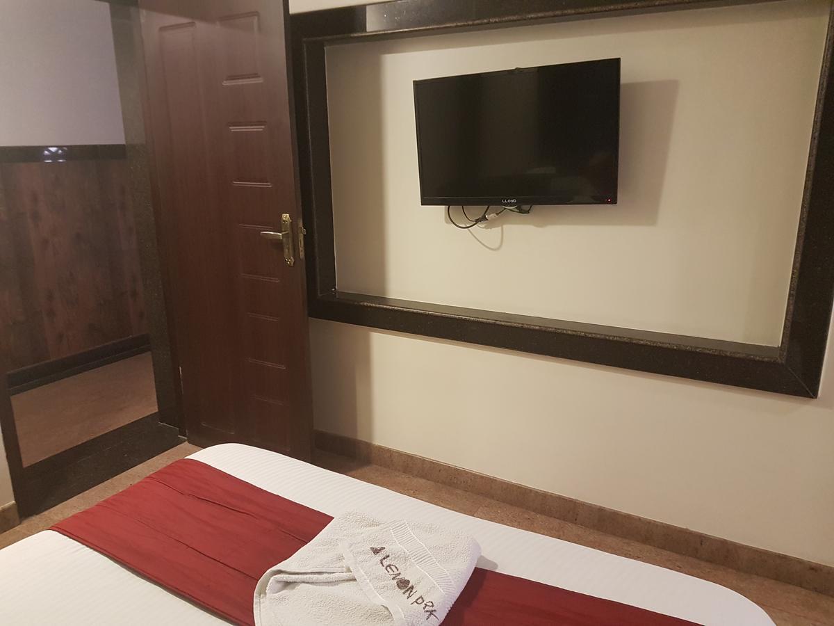Hotel Lemon Park Coimbatore Exterior photo